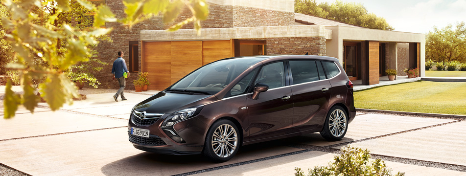 Zafira_Tourer_PhotoGallery_Downloads_mm_gal_1_2_952x360_zat12_e01_006_mrm